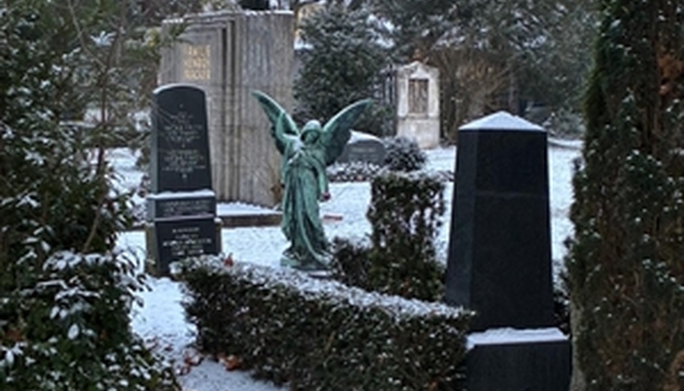 Eisglätte: Hanauer Friedhöfe am Montag für Besucher gesperrt Eisglätte: Hanauer Friedhöfe am Montag für Besucher gesperrt