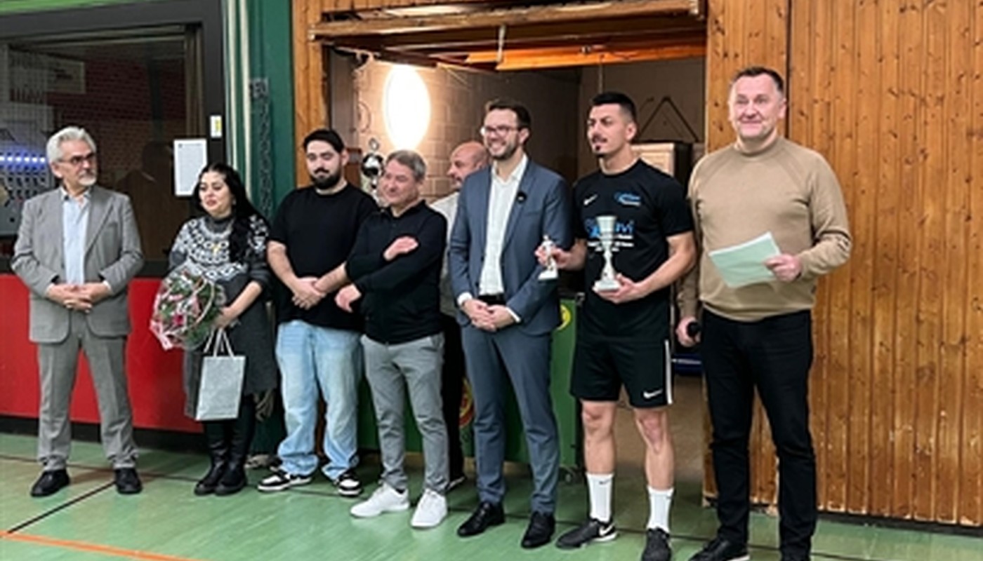 Gedenkturnier in Hanau erinnert an Mustafa Alptuğ Sözen und stärkt lokale Gemeinschaft Gedenkturnier in Hanau erinnert an Mustafa Alptuğ Sözen und stärkt lokale Gemeinschaft