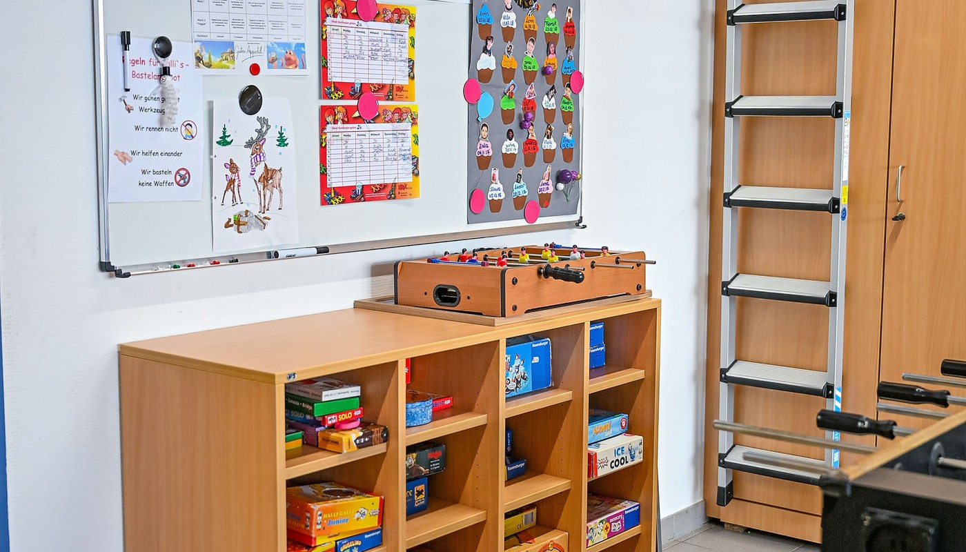 Hanau vergibt Betreuung an allen kommunalen Grundschulen und fordert vollständige Finanzierung