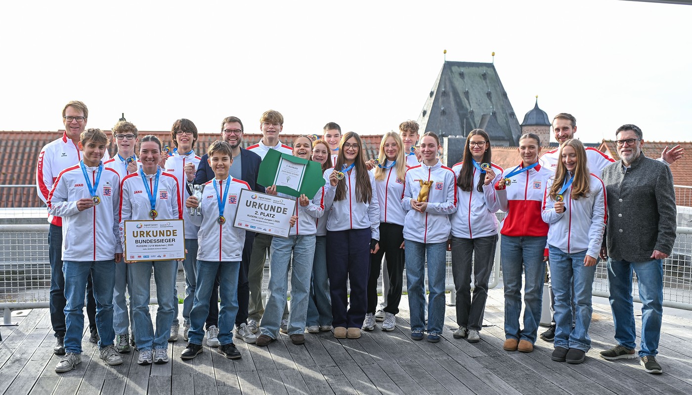 Hanauer Karl‑Rehbein‑Schule holt Gold und Silber bei Jugend trainiert für Olympia – Stadt fördert Kraftraum mit 50.000 Euro Hanauer Karl‑Rehbein‑Schule holt Gold und Silber bei Jugend trainiert für Olympia – Stadt fördert Kraftraum mit 50.000 Euro
