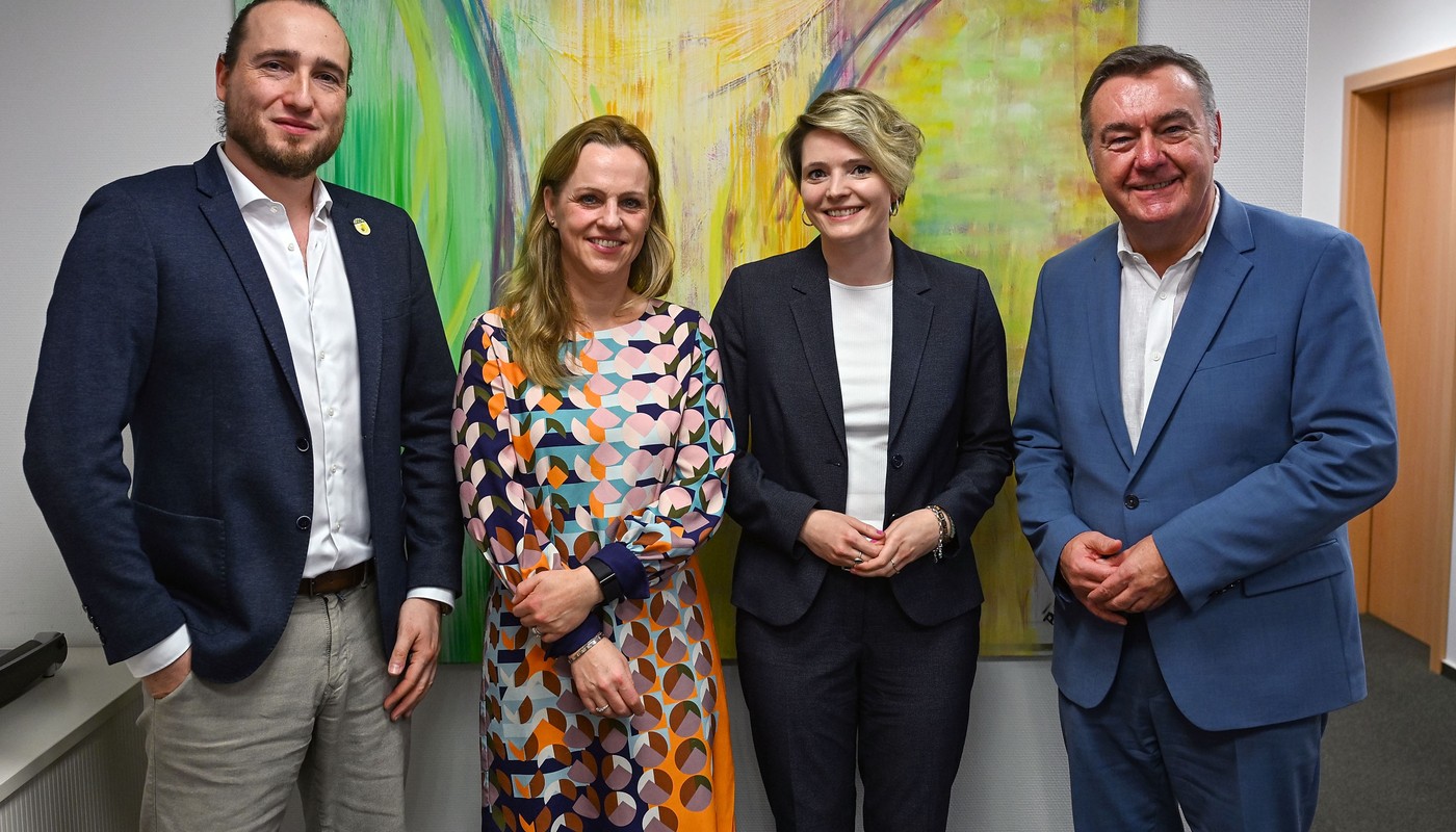 Hanauer Stadtwerke liefern ab 2026 Fernwärme an Großkrotzenburg Hanauer Stadtwerke liefern ab 2026 Fernwärme an Großkrotzenburg